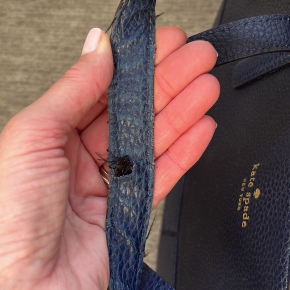 Authentic Kate Spade Large Pebbled Leather Tote - Picture 6 of 12